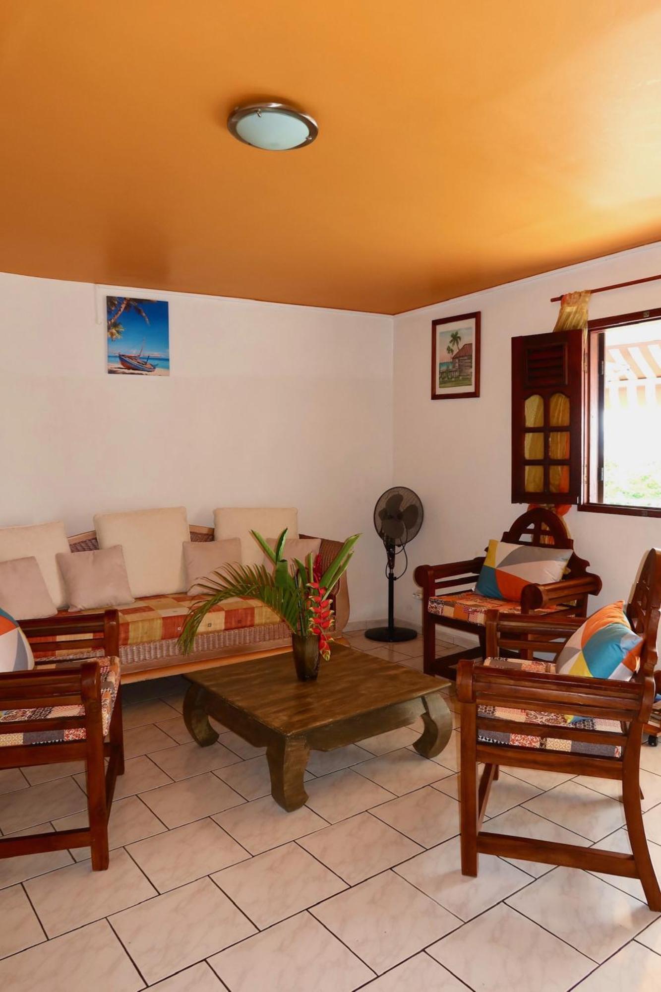 Logement entier au soleil couchant Deshaies Extérieur photo